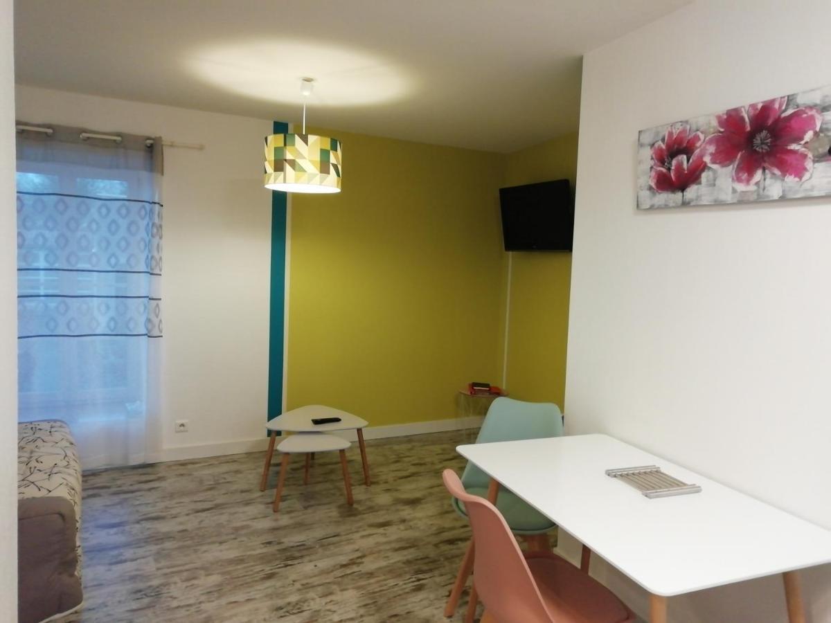 Joli Appartement, 1 Chambre, Au Coeur De Mouilleron St Germain Экстерьер фото